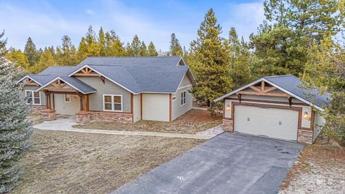 29 Pointe At Goldfork Ct, Donnelly, ID, 83615-5510 | Card Image