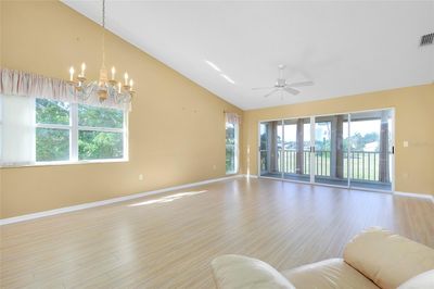 201 - 880 Bird Bay Drive W, Condo with 2 bedrooms, 2 bathrooms and null parking in Venice FL | Image 3