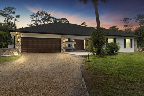 8785 Thousand Pines Cir, West Palm Beach, FL, 33411-1909 | Card Image