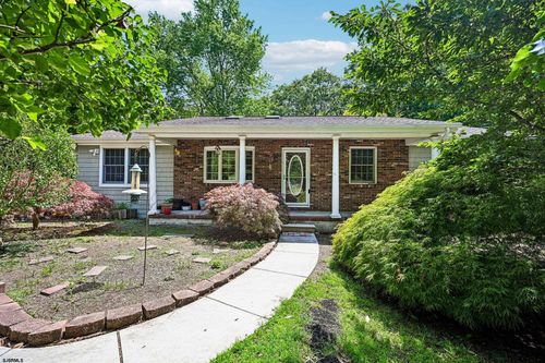 403 Dogwood Ave, EGG HARBOR TOWNSHIP, NJ, 08234-9443 | Card Image