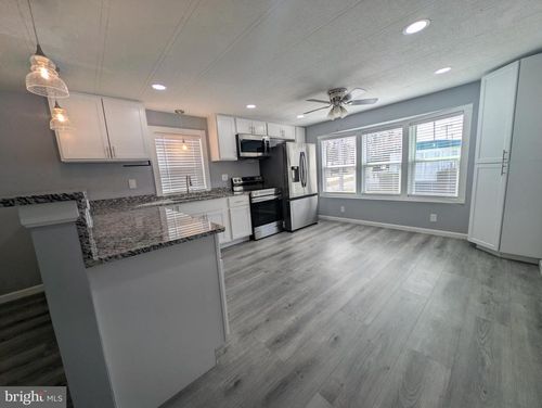 200 Robwood Rd, DUNDALK, MD, 21222-2860 | Card Image