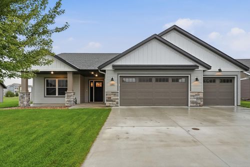 3267 Old Stone Way Ne, Sauk Rapids, MN, 56379-4582 | Card Image