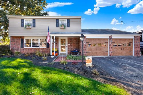 613 Westland Dr, Greensburg, PA, 15601-6050 | Card Image