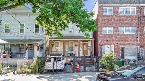 760 E 221st St, Bronx, NY, 10467-5102 | Card Image