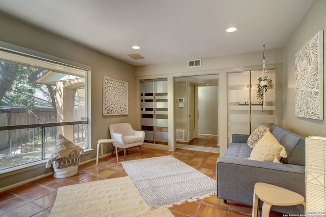APT-44B - 8915 Datapoint Dr, Condo with 3 bedrooms, 3 bathrooms and null parking in San Antonio TX | Image 7