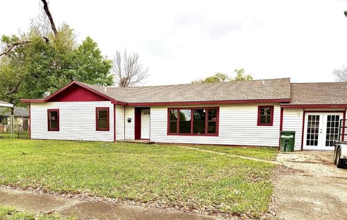 1605 15th St, Lake Charles, LA, 70601-7724 | Card Image