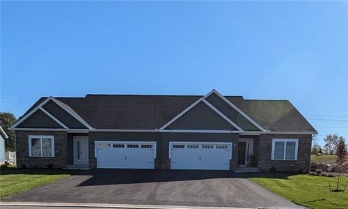 5850 Monarch Drive, Farmington, NY, 14425 | Card Image