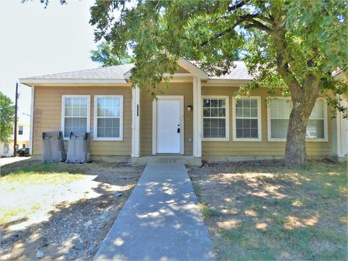 5992 Robinwood St, Little Elm, TX, 75068-3826 | Card Image