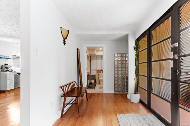 931 Mesher Pl, House other with 3 bedrooms, 3 bathrooms and 4 parking in Esquimalt BC | Image 29