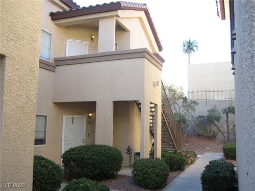 2011-8501 W University Ave, Las Vegas, NV, 89147-6157 | Card Image