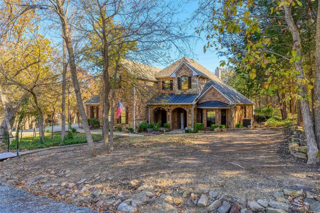 588 Lakepoint Loop, House other with 3 bedrooms, 3 bathrooms and null parking in Pottsboro TX | Image 12