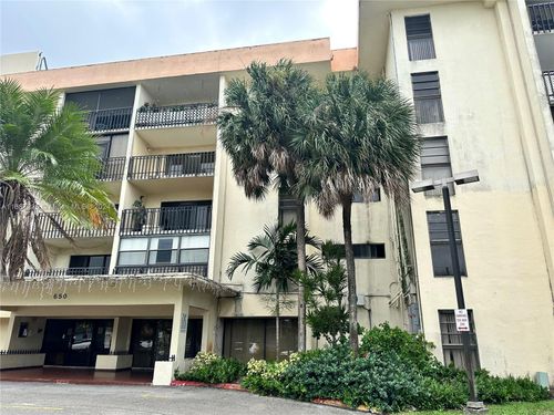 apt-106f-650 Ne 149th St, Miami, FL, 33161-2280 | Card Image