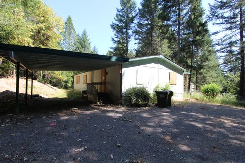 541 Lake Shore Dr, Selma, OR, 97538-9525 | Card Image