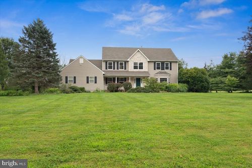 34 Shara Ln, Pennington, NJ, 08534-4215 | Card Image