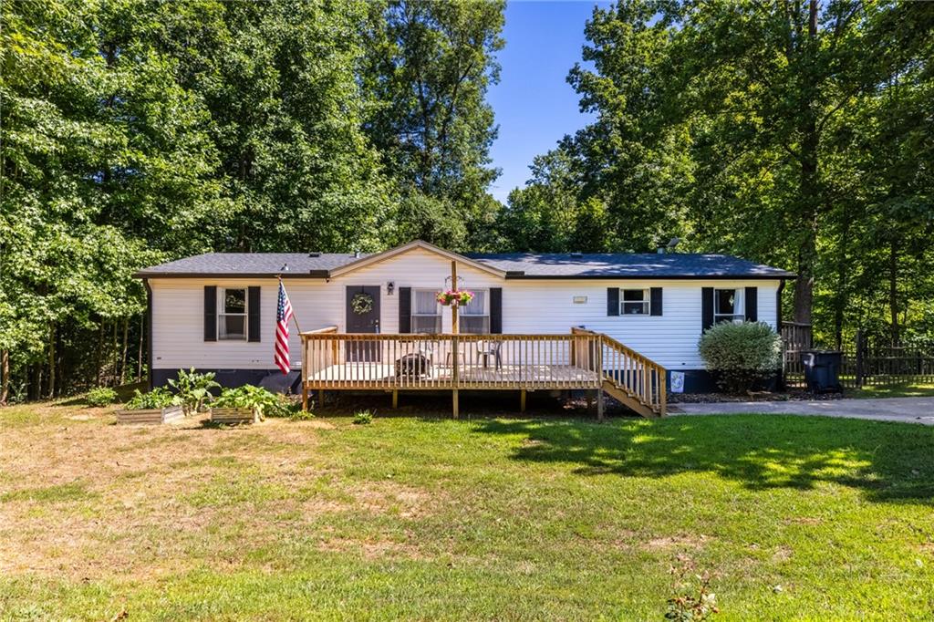 Victoria Ln, Lula, GA 30554