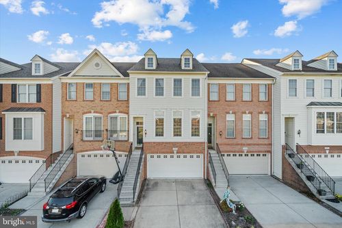 25304 Whippoorwill Ter, CHANTILLY, VA, 20152-6685 | Card Image