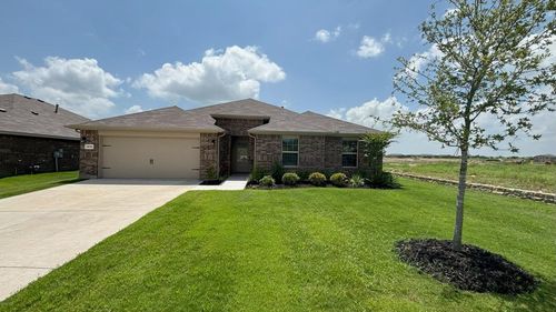 1915 Heritage Ct, Cleburne, TX, 76033-4464 | Card Image