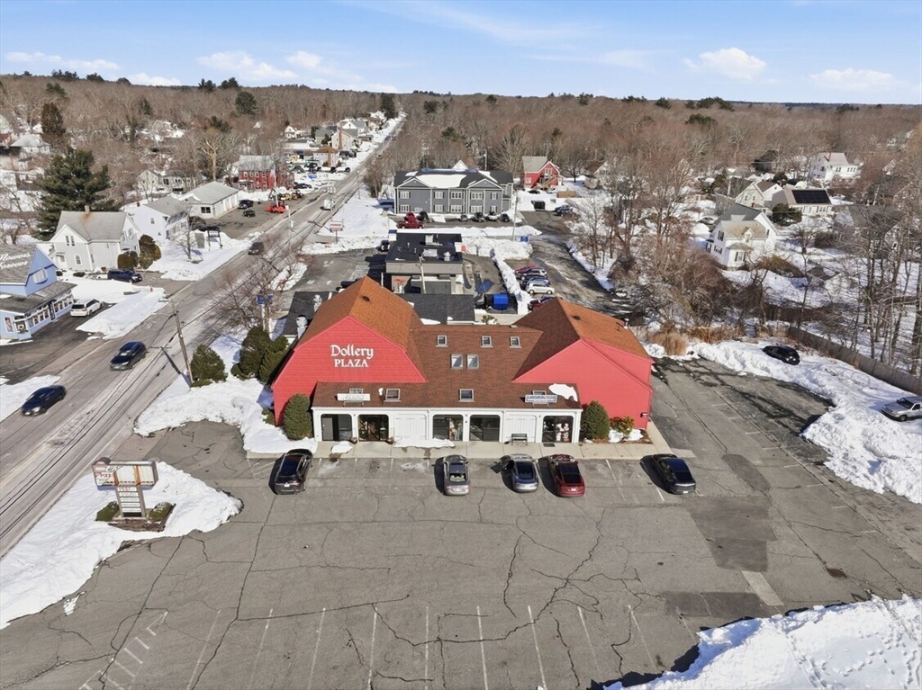 785 Bedford St, Whitman, MA 02382