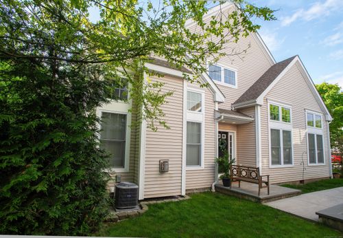 78-78 Copper Square Dr, Bethel, CT, 06801-3236 | Card Image