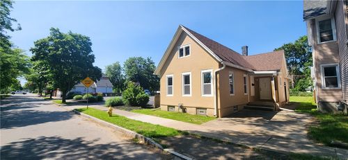 216 Lyndhurst St, Rochester, NY, 14605-2614 | Card Image