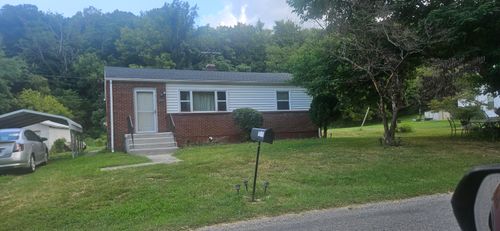 340 Brake Rd, Elliston, VA, 24087-4420 | Card Image