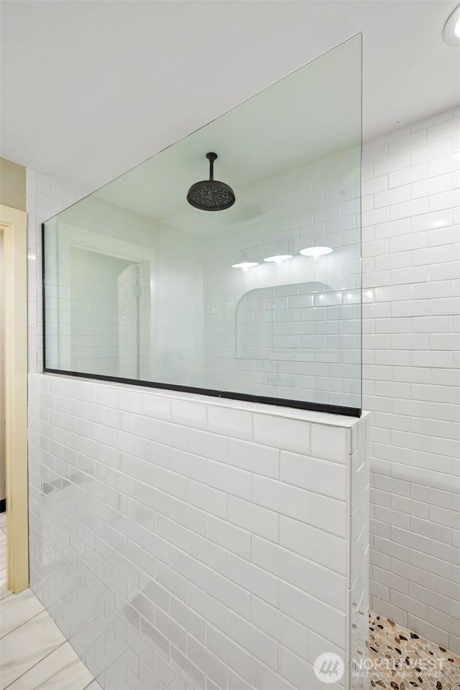 19621 N Glade Rd, House other with 4 bedrooms, 2 bathrooms and 4 parking in Mesa WA | Image 19