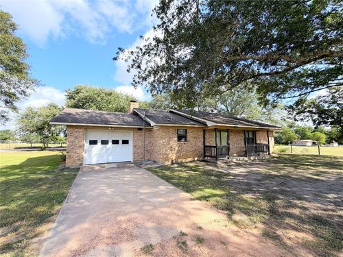 8273 Fm 332, Brenham, TX, 77833 | Card Image