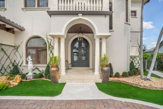 4050 Ne 30 Th Ave, House other with 5 bedrooms, 5 bathrooms and null parking in Lighthouse Point FL | Image 7