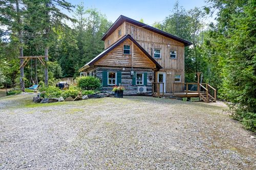 1169 Mosque Lake Rd, Ompah, ON, K0H2J0 | Card Image