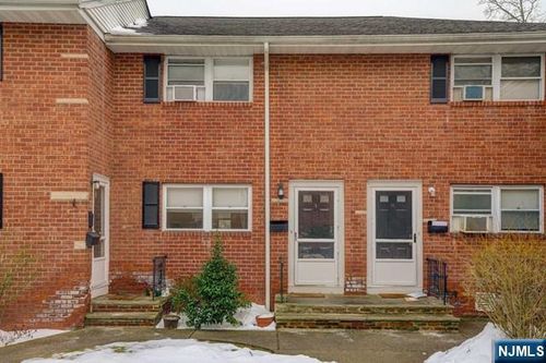 295 Tenafly Rd, Tenafly, NJ, 07670-2540 | Card Image