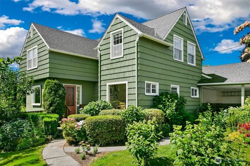 415 9th Street, Snohomish, WA, 98290 | Card Image