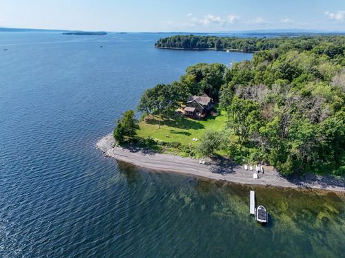 124 E Shore N, Grand Isle, VT, 05458-2353 | Card Image