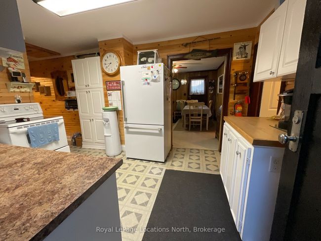 345 Doe Lake Rd, House other with 4 bedrooms, 1 bathrooms and 8 parking in Katrine ON | Image 15