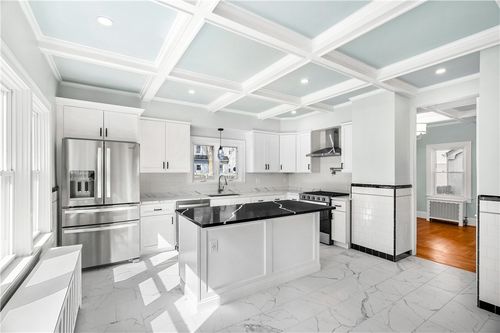 15 Redfern St, North Providence, RI, 02911-1616 | Card Image