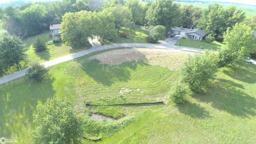 18 Fore Seasons Dr, Oakland Acres, IA, 50112-3006 | Card Image