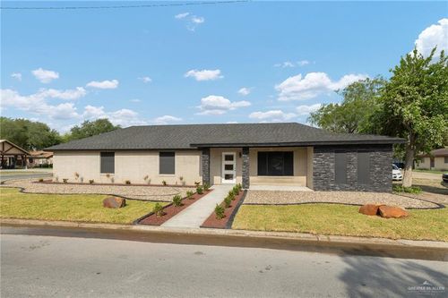 200 W 1st St, La Joya, TX, 78560-4245 | Card Image