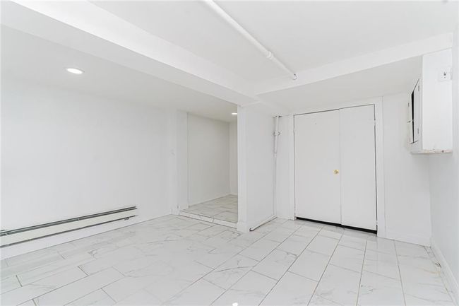 592 39 Th St, Home with 5 bedrooms, 2 bathrooms and null parking in Brooklyn NY | Image 15
