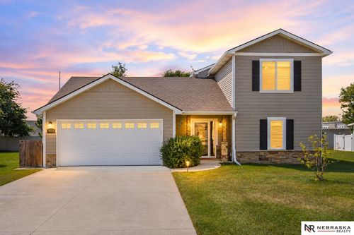 3533 Hollyblue Dr, Lincoln, NE, 68504-1070 | Card Image
