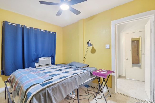 3311 W Cesar E Chavez Blvd, House other with 3 bedrooms, 1 bathrooms and null parking in San Antonio TX | Image 16