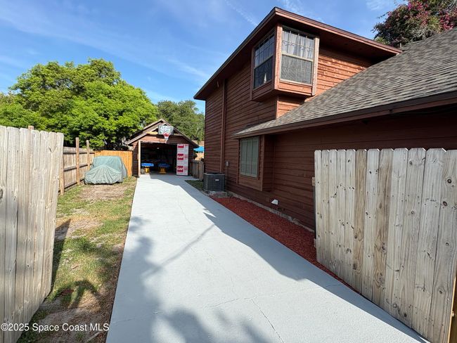 6860 Cairo Rd, House other with 3 bedrooms, 3 bathrooms and null parking in Cocoa FL | Image 30