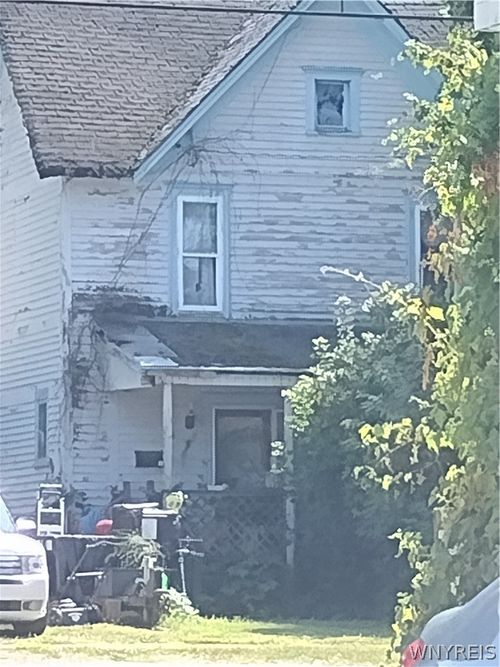 11 Scott St, Cattaraugus, NY, 14719-1209 | Card Image