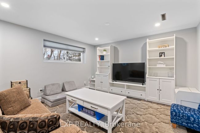 6792 Jill Dr, House other with 3 bedrooms, 1 bathrooms and 2 parking in Niagara Falls ON | Image 29