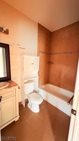 Residential Lease in Elizabeth City