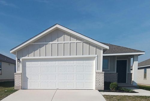 129 Hatari Trl, Jarrell, TX, 76537-2183 | Card Image