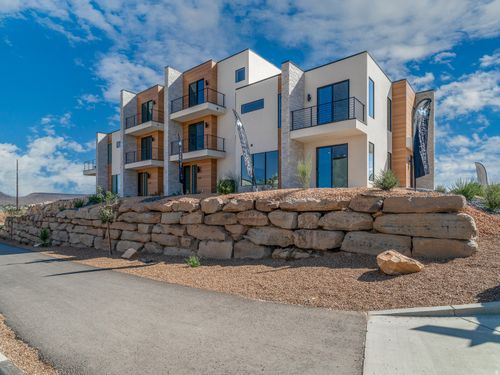 74-2785 W Silver Cholla Ln, St George, UT, 84770-1475 | Card Image
