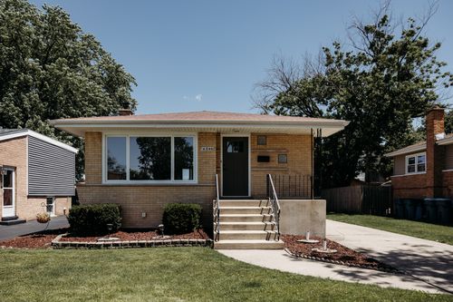 4344 W Linecrest Dr, Alsip, IL, 60803-2145 | Card Image