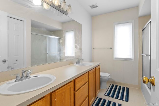 FULL BATHROOM | Image 22