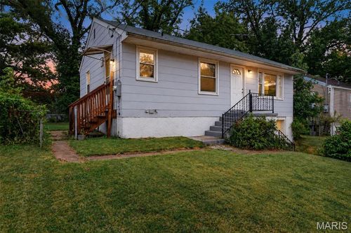 10160 Cloverdale Dr, Saint Louis, MO, 63136-4214 | Card Image