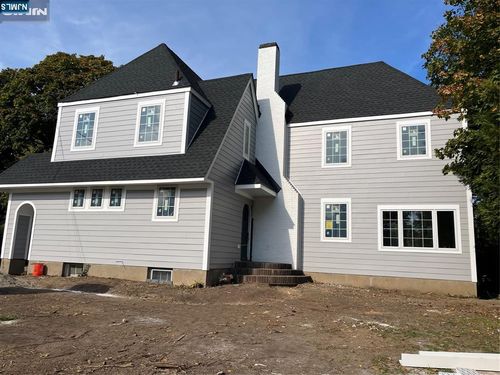 415 Linwood Ave, Ridgewood, NJ, 07450-3439 | Card Image