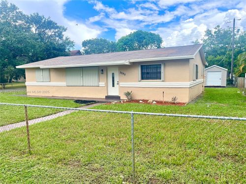 3295 Nw 214th St, Miami Gardens, FL, 33056-1042 | Card Image